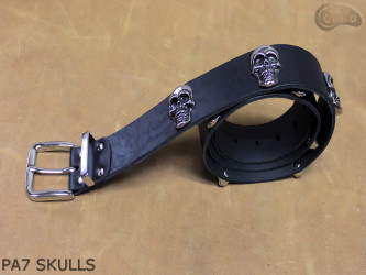 PA7 leather belt with skulls