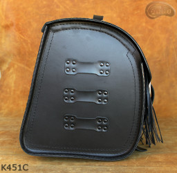 Kufer K451 z zamkiem