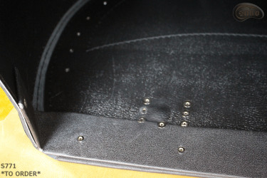 Bőr motoros csomagtartók S771 *RENDELÉSRE KÉSZÜLT*