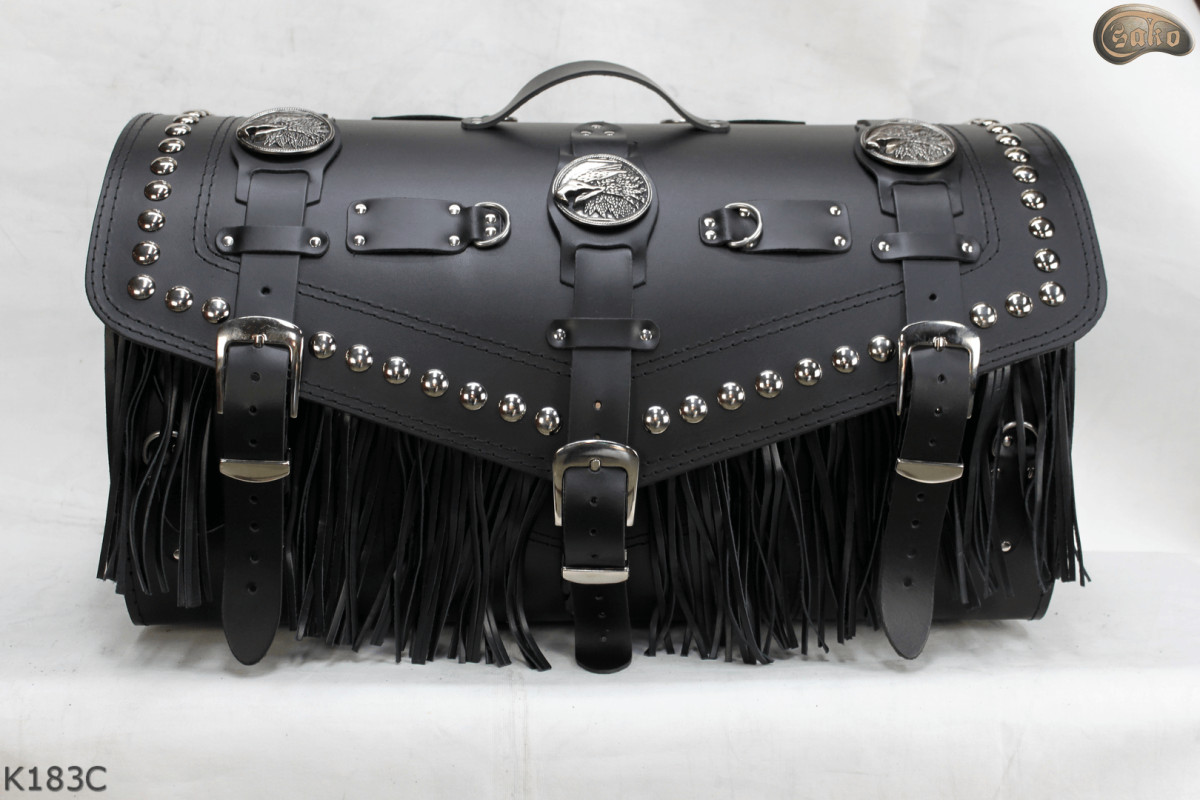 Kufer K183 z zamkiem i uchwytami na napoje +Nakładki6