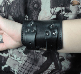 Bracelet en cuir B7 goth rock metal punk
