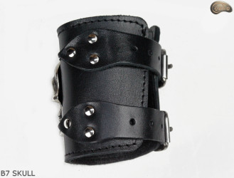 Bracelet en cuir B7 skull goth rock metal punk