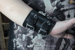Bracelet en cuir B7 skull goth rock metal punk
