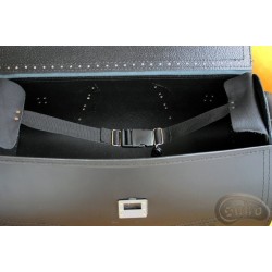 Kufr K224 se zámkem a kapsy  *na vyžádání*